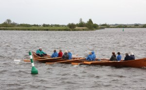Hoge golven op het open water