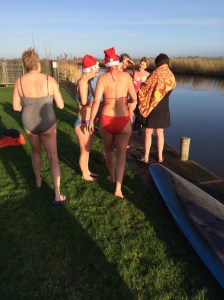 Verzamelen voor de nieuwjaarsduik